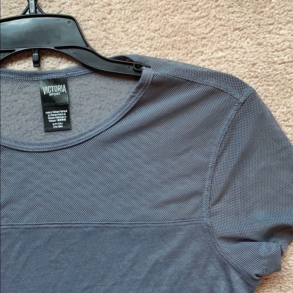 Short sleeve mesh active-ware top